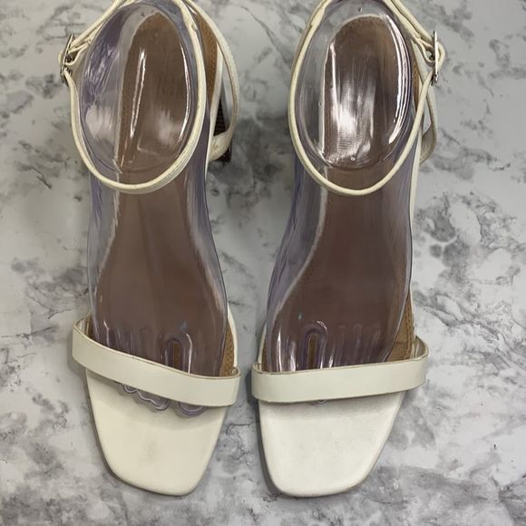 90's Y2K Chunky Heel, Square Toe Ankle Strap Heel in size 8.5 ASOS - Picture 6 of 16